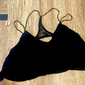 Black crop tank